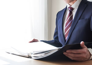 入管専門の行政書士がサポートします！